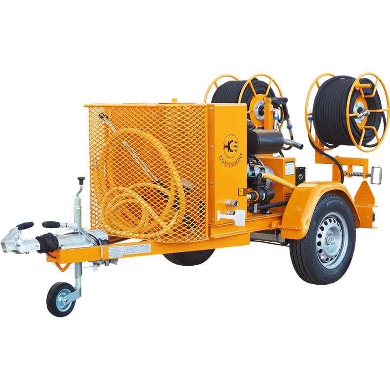 The open designed 3000 series pressure washer provides reliability and ease of cleaning